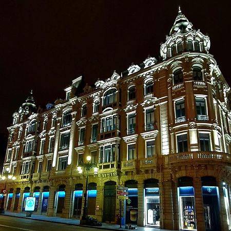 Atico De Diseno En El Centro Apartment Овиедо Екстериор снимка