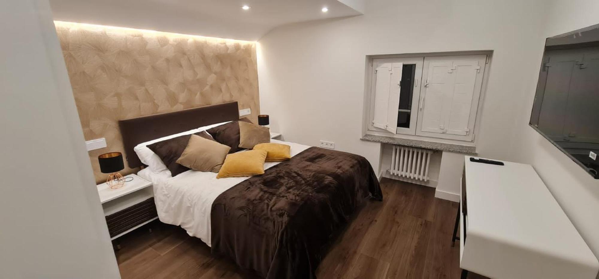 Atico De Diseno En El Centro Apartment Овиедо Екстериор снимка