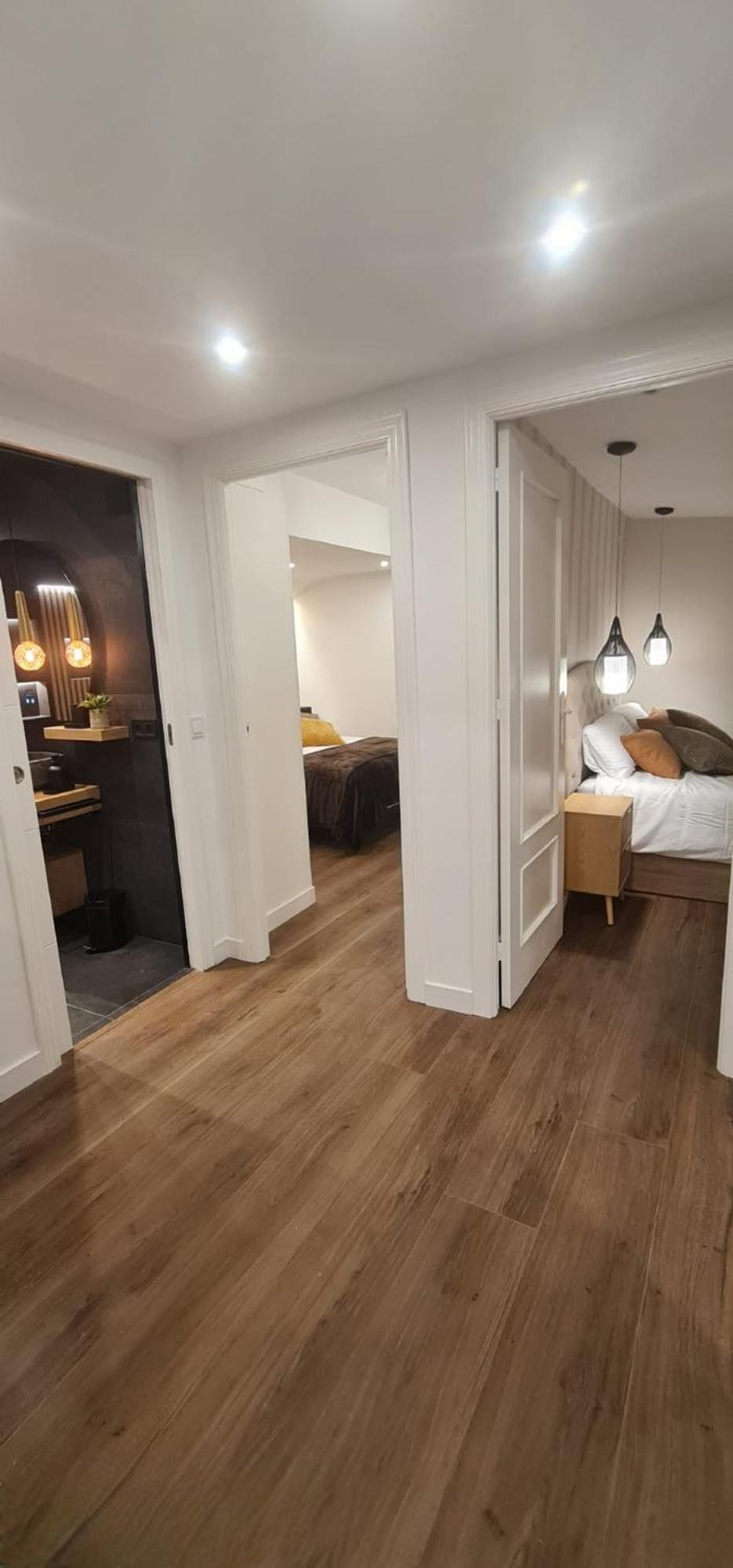 Atico De Diseno En El Centro Apartment Овиедо Екстериор снимка