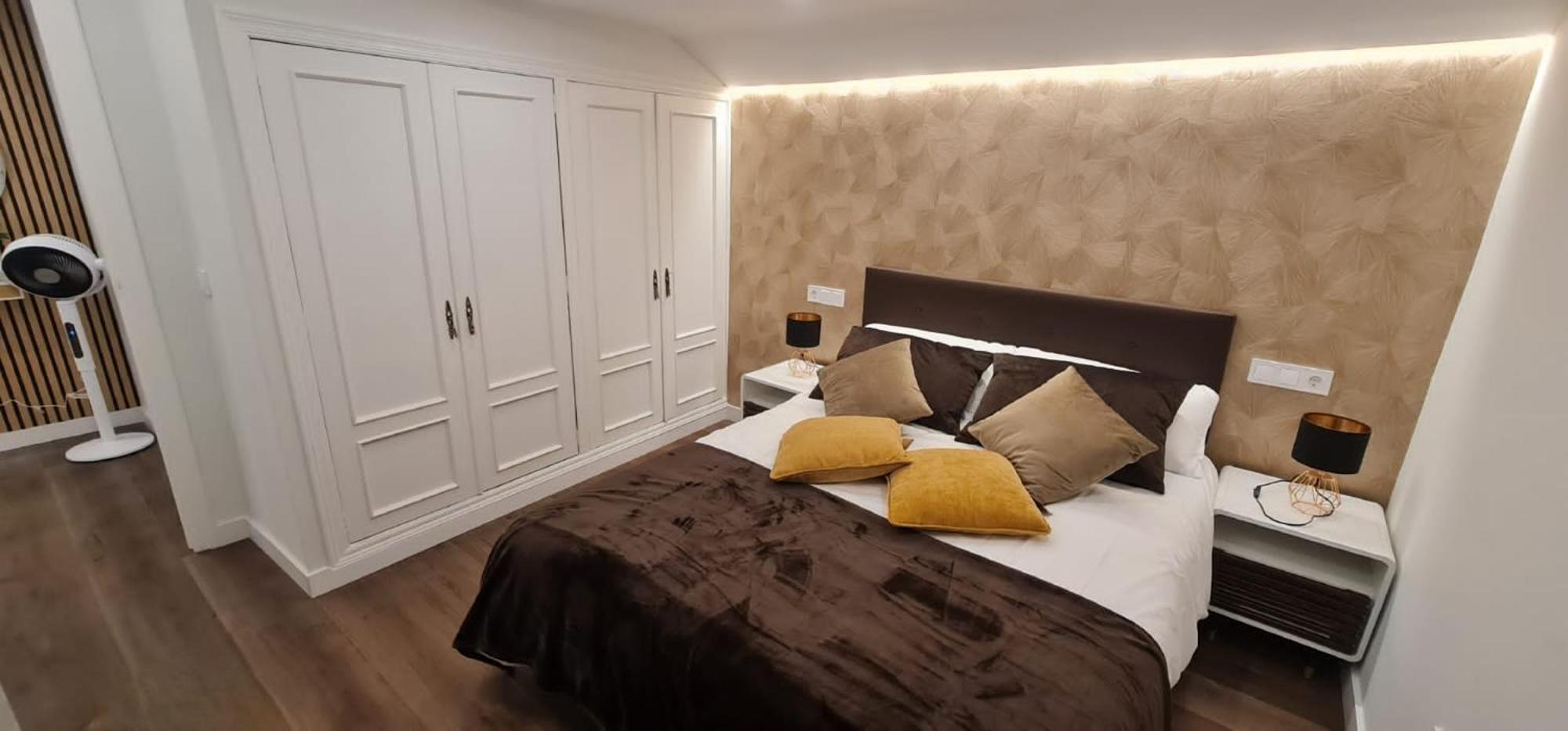 Atico De Diseno En El Centro Apartment Овиедо Екстериор снимка